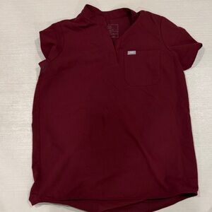 Figs Women's Maternity Scrub Top in Burgundy